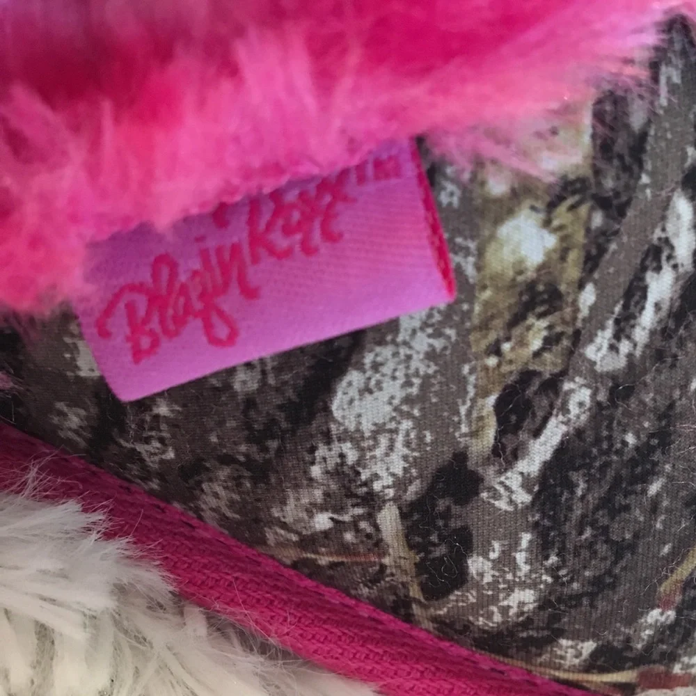BLAZIN ROXX Hot Pink Mossy Oak Camo Slippers